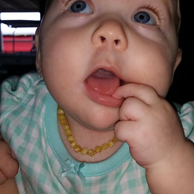 Baby Baltic Amber Necklace - Fast RELIEF For Teething Baby NATURALLY 100% Baltic Amber! Raw Lemon