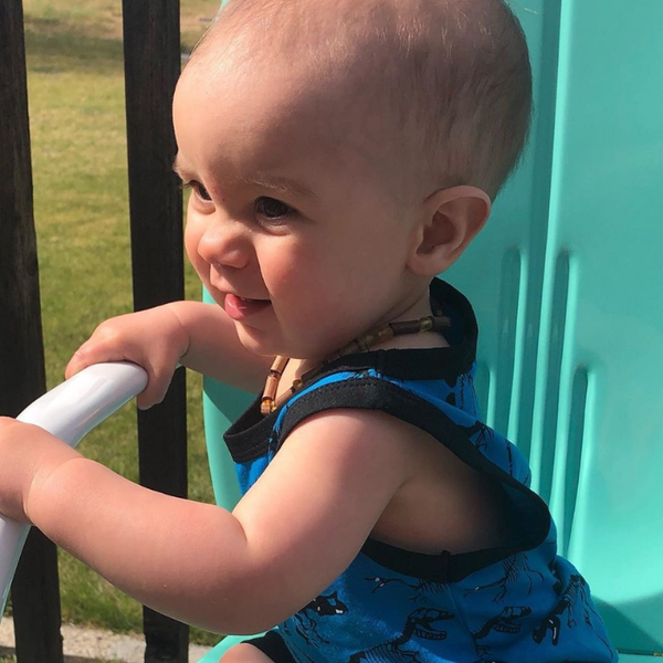 Baby 2025 colic necklace